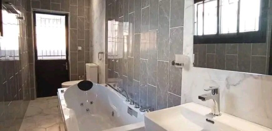 DUPLEX À LOUER À DRAGAGE