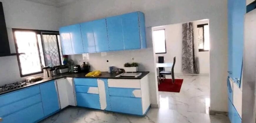 DUPLEX EN VENTE À DOUALA