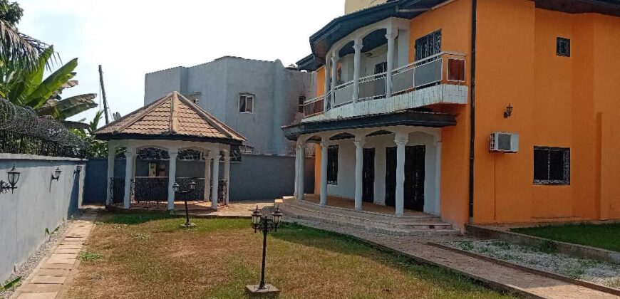 DUPLEX À LOUER À YAOUNDÉ FOUDA