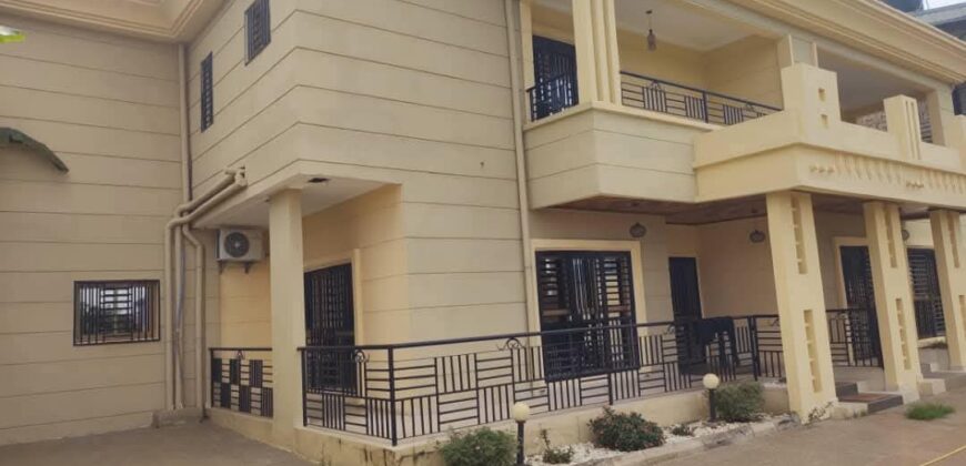 DUPLEX EN VENTE À YAOUNDÉ ODJA