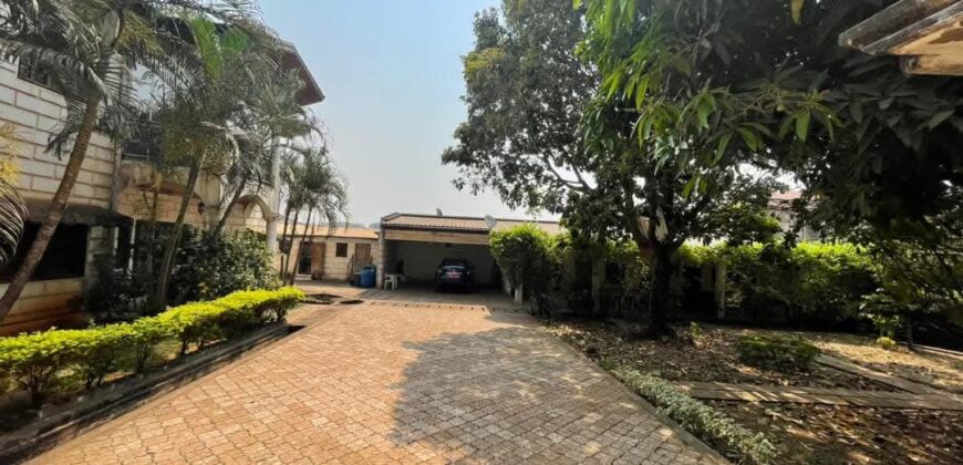 DUPLEX EN VENTE À YAOUNDÉ ODJA complexe BEAC