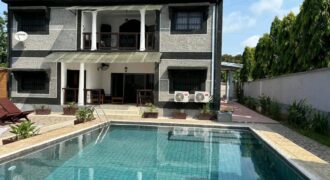 DUPLEX AVEC PISCINE EN VENTE À KRIBI