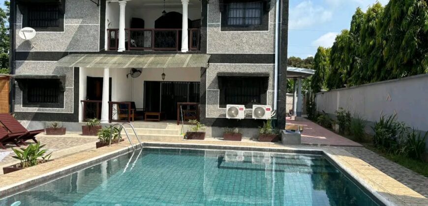 DUPLEX AVEC PISCINE EN VENTE À KRIBI