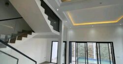 DUPLEX avec PISCINE À VENDRE À DOUALA Yassa ( cité chirac)