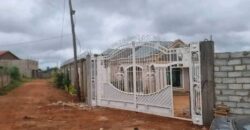 VILLA EN VENTE À YAOUNDÉ EMANA