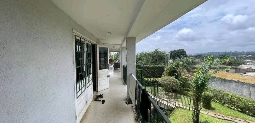 VILLA EN VENTE À DOUALA PK 17