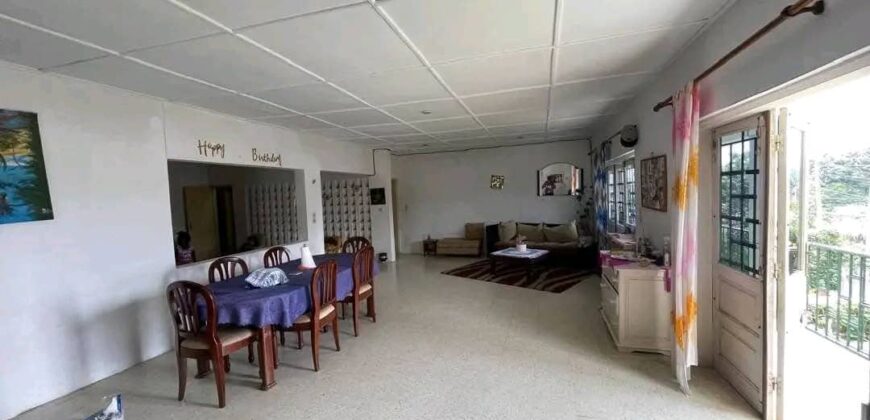 VILLA EN VENTE À DOUALA PK 17