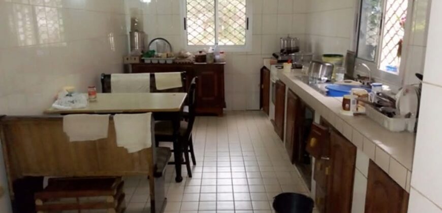 TRIPLEX EN VENTE À YAOUNDÉ MVAN