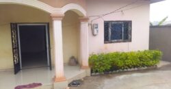 VILLA EN VENTE À YAOUNDÉ SIMBOK