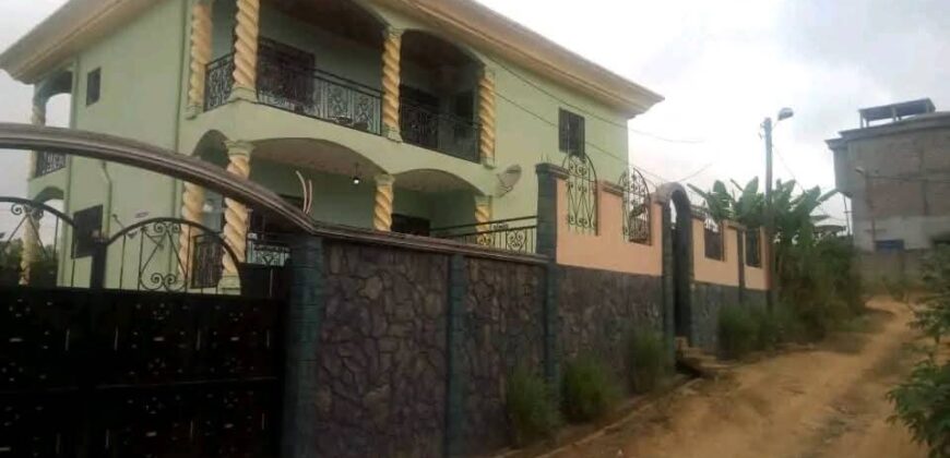 DUPLEX À VENDRE/ À LOUER À MENDONG YAOUNDÉ 6