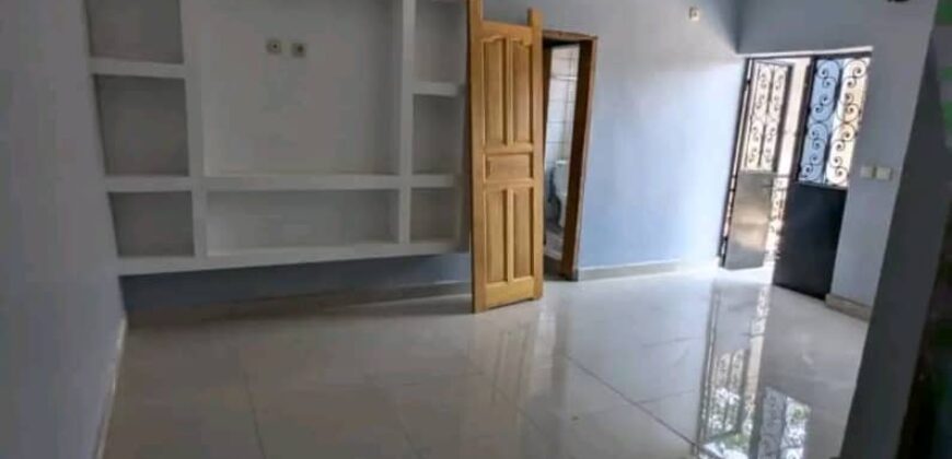 05 APPARTEMENT HAUT STANDING A LOUER A ELEVEUR