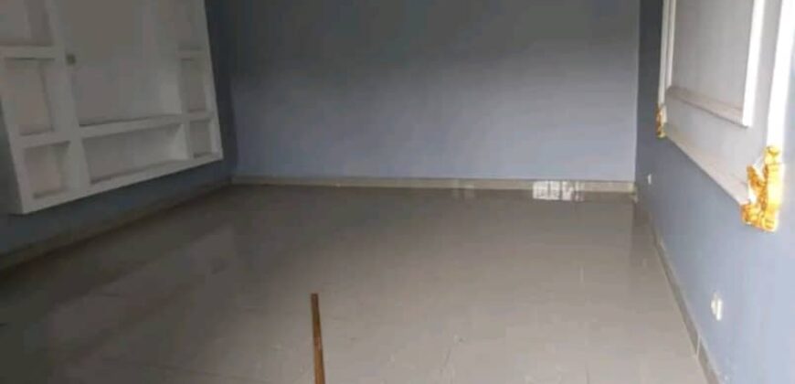 05 APPARTEMENT HAUT STANDING A LOUER A ELEVEUR