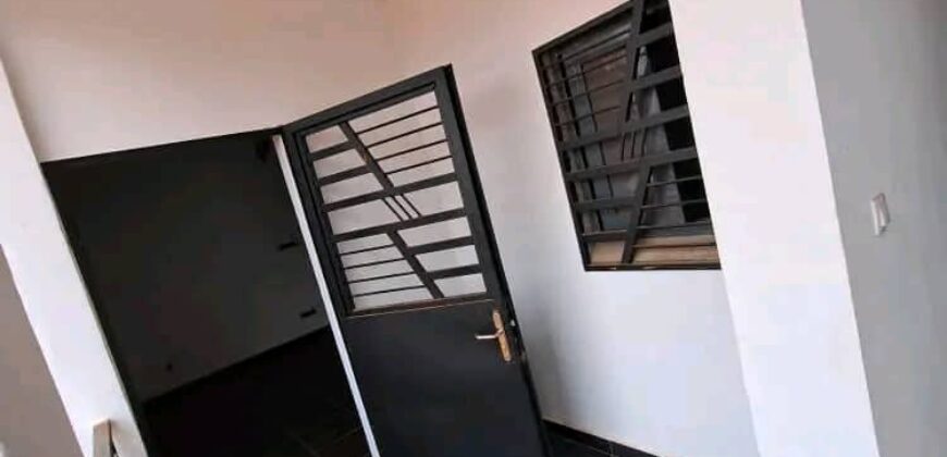 03 VASTES STUDIO MODERNE A TSINGA