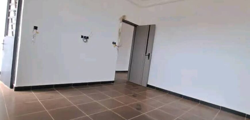 03 VASTES STUDIO MODERNE A TSINGA