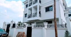 03 VASTES STUDIO MODERNE A TSINGA