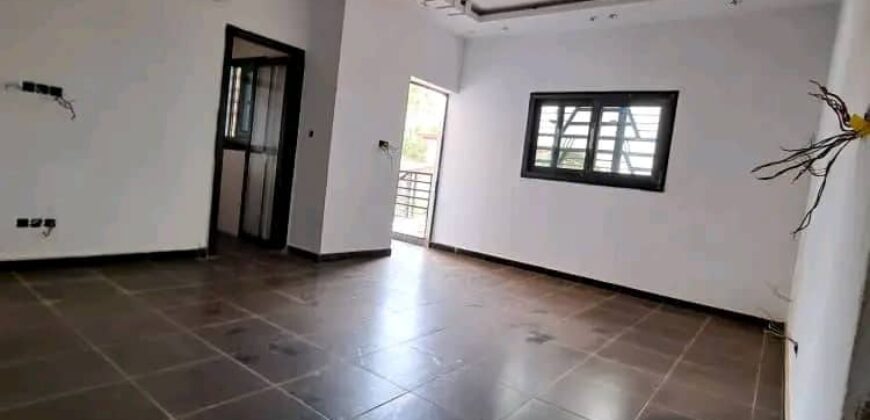 03 VASTES STUDIO MODERNE A TSINGA