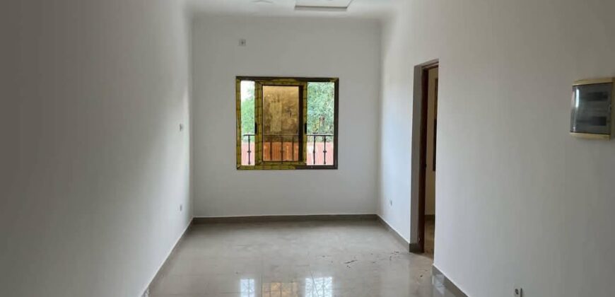 03 VASTES STUDIO MODERNE A TSINGA