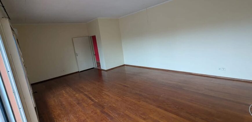 GRANDE MAISON A LOUER A BASTOS