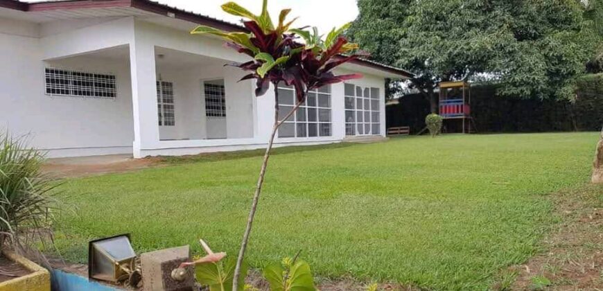 VILLA PLAIN PIED A LOUER A OMNISPORT