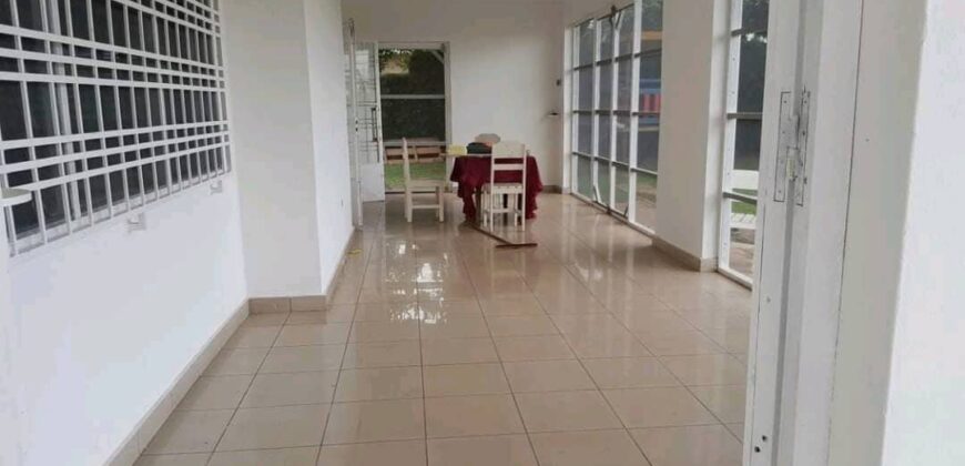 VILLA PLAIN PIED A LOUER A OMNISPORT