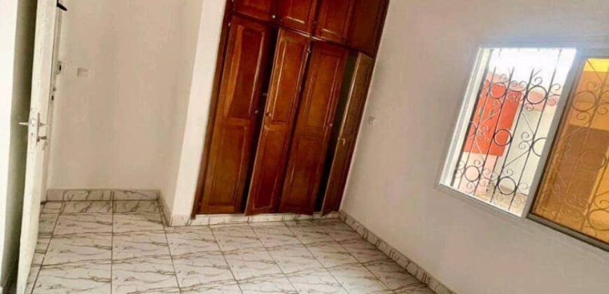 APPARTEMENT A LOUER A BASTOS (Mini prix)