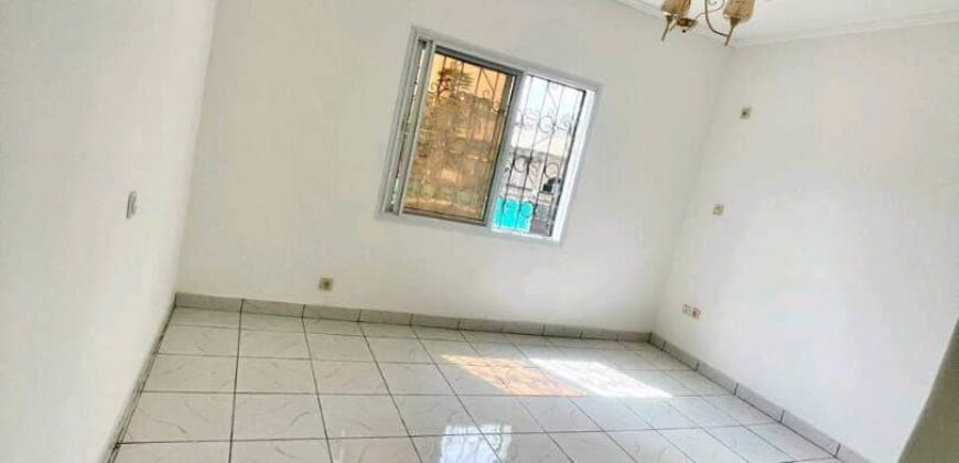 APPARTEMENT A LOUER A BASTOS (Mini prix)