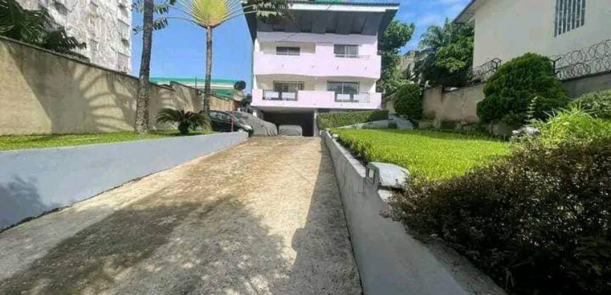 MAGNIFIQUE DUPLEX A VENDRE A BONANDJO