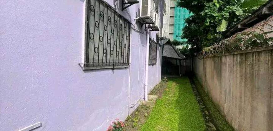 MAGNIFIQUE DUPLEX A VENDRE A BONANDJO