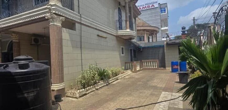 VASTE DUPLEX HAUT STANDING A LOUER A BONAMOUSADI