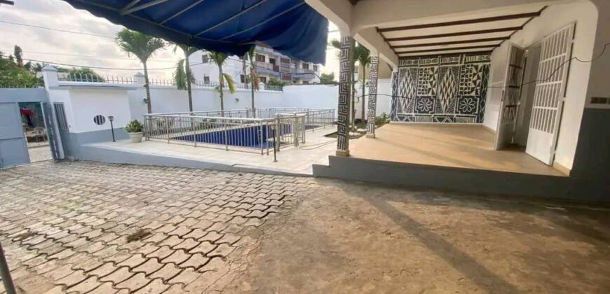 VILLA A LOUER A BONAPRISO