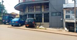 LOCAL COMMERCIAL À LOUER À BASTOS