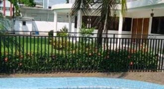 VASTE VILLA A LOUER A  BONAPRISO