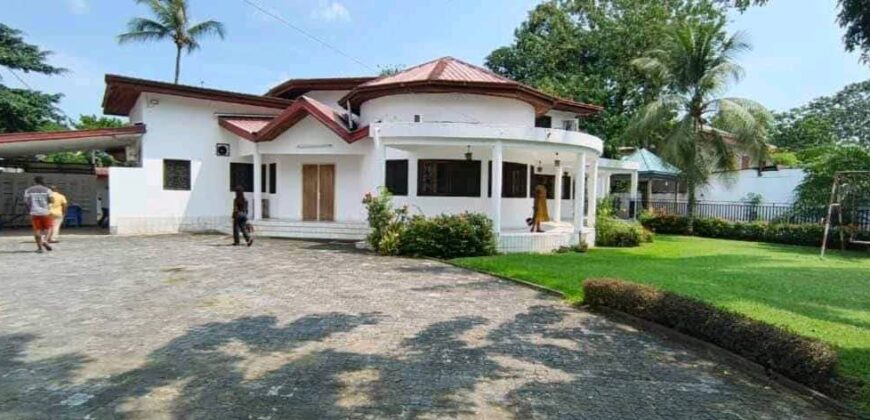 VASTE VILLA A LOUER A  BONAPRISO