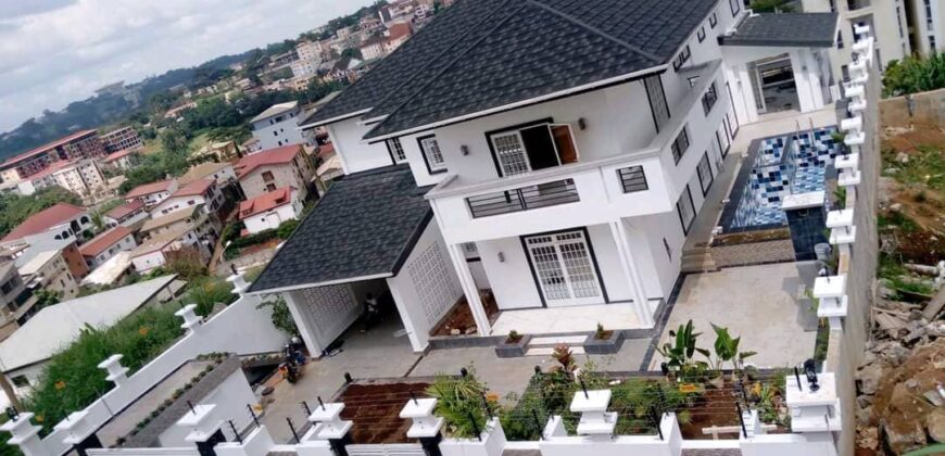 DUPLEX NEUF A VENDRE A BASTOS