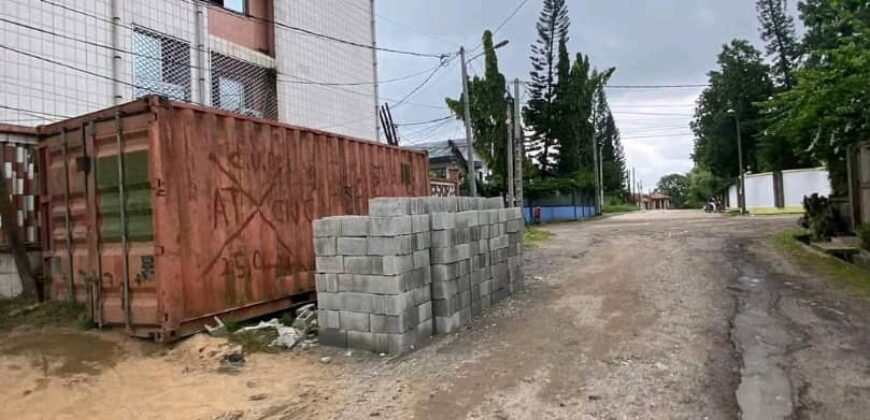 550 M2 titré a vendre a bonamousadi