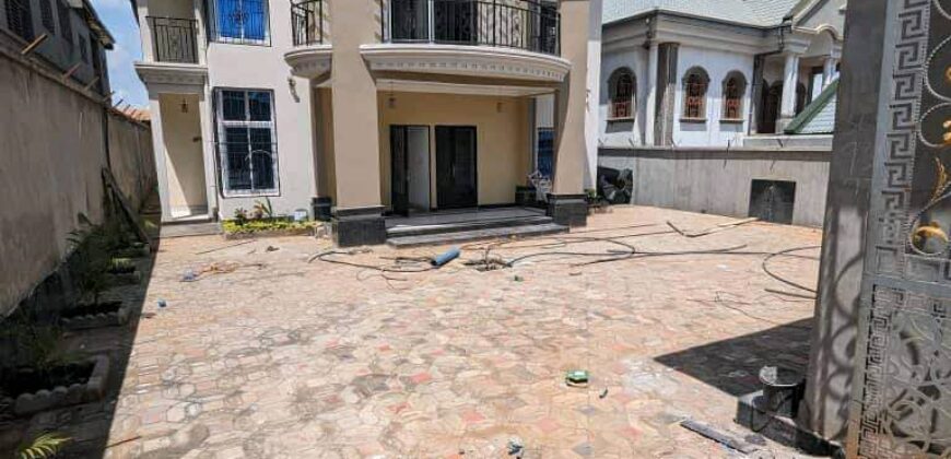 DUPLEX A VENDRE A ODJA