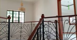 Duplex à Louer au Golf