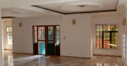Duplex à Louer au Golf