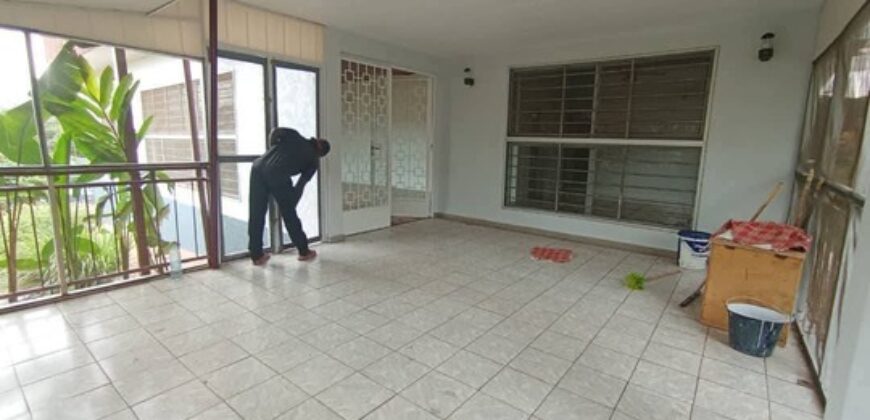 MAGNIFIQUE VILLA AVEC PISCINE A LOUER A BASTOS