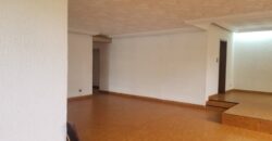 DUPLEX À LOUER À BASTOS