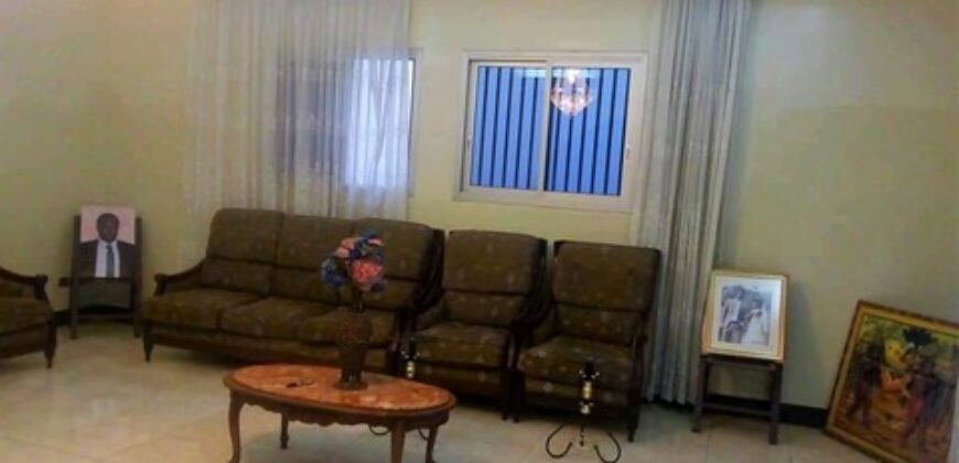 DUPLEX A LOUER BASTOS