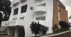 DUPLEX À LOUER À BASTOS