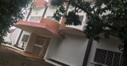 DUPLEX À LOUER À BASTOS