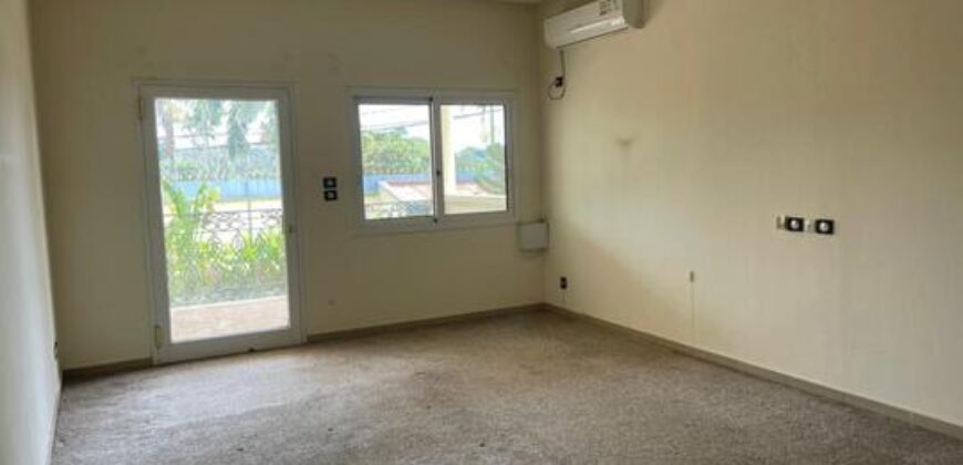 DUPLEX À LOUER À BASTOS