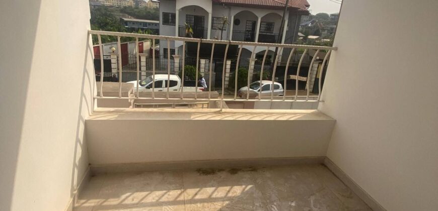 Duplex haut standing nouvellement construits à vendre à Yassa Cité Chirac