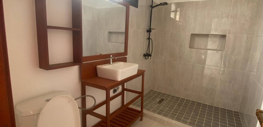 Duplex haut standing nouvellement construits à vendre à Yassa Cité Chirac