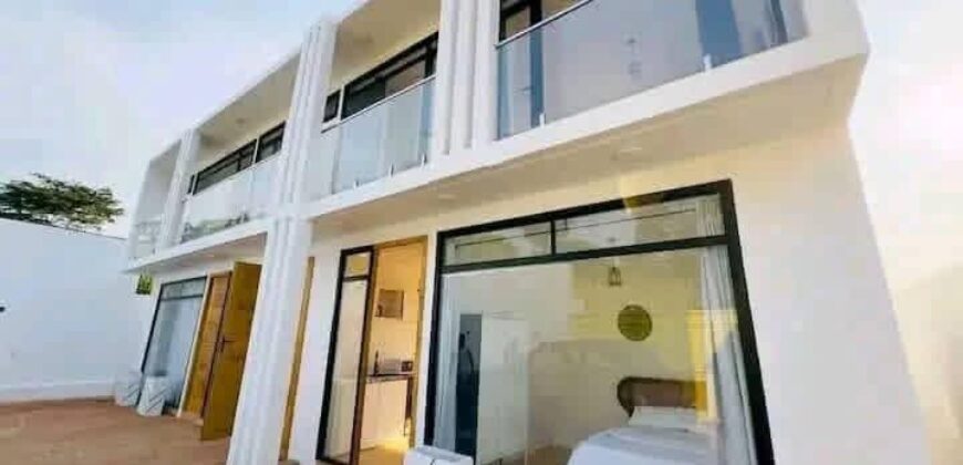 Duplex meublé avec piscine à vendre à Nkoabang, Yaoundé