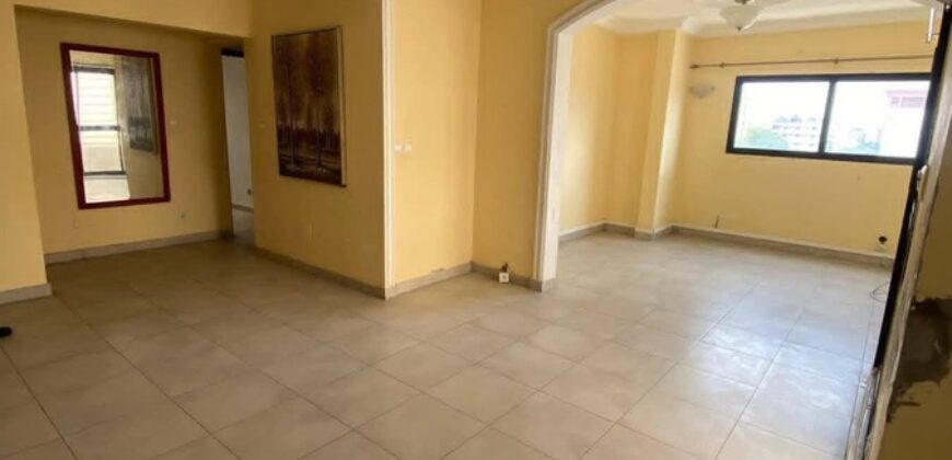 Appartement moderne avec piscine à louer à Bali Douala – Résidence haut standing