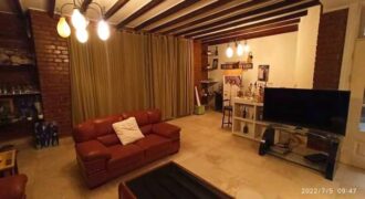 Résidence R+2 à vendre à Bonanjo Denver