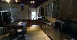 Résidence R+2 à vendre à Bonanjo Denver